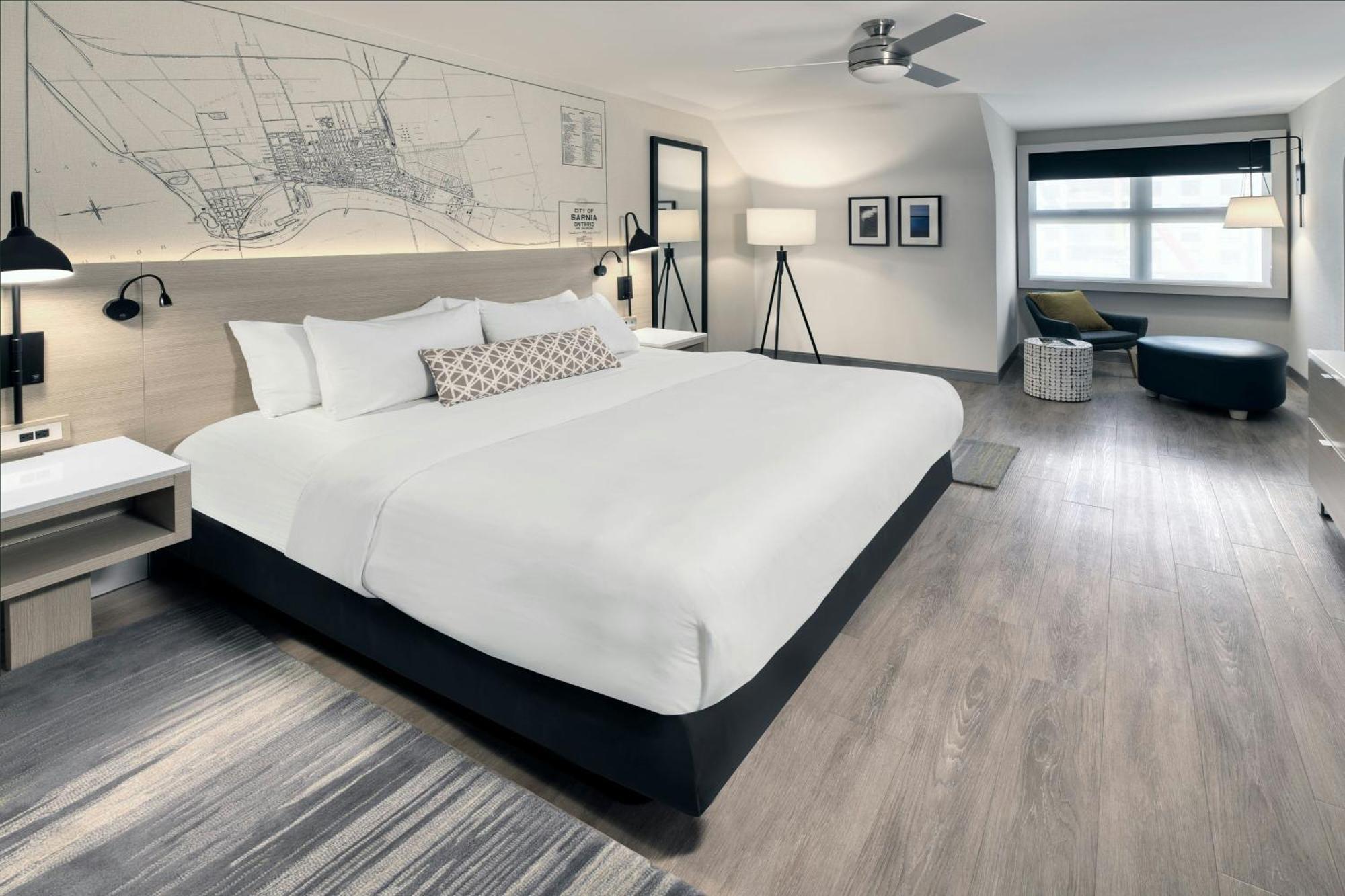The Insignia Hotel, Sarnia, A Tribute Portfolio Hotel Exterior foto